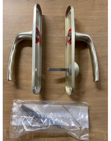 POIGNÉE DE PORTE ANODISÉ AVEC CONDAMNATION CHAMPAGNE